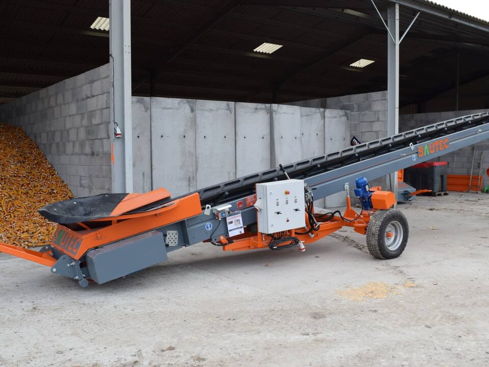 belt conveyor for grain handling and grain storage
