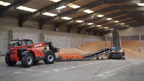 grains conveyor-grains-storage