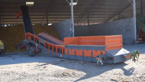 grains-truck-unloader