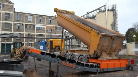 truck-unloader-conveyor