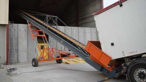 wide hopper – grains conveyor