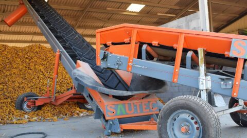 grain-conveyor-for-storage