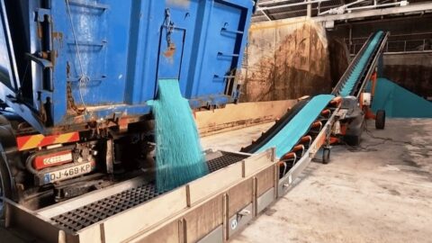 storage-of-bulk-products-with-belt-conveyor
