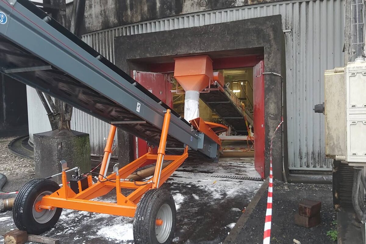 Sugar transfer during a silo cleaning operation. The case of Cristal Union.