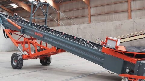 Mobile conveyor