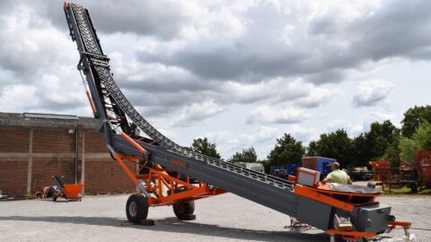 folding-21m-mobile-conveyor