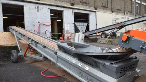 dirt-and-soil-conveyor